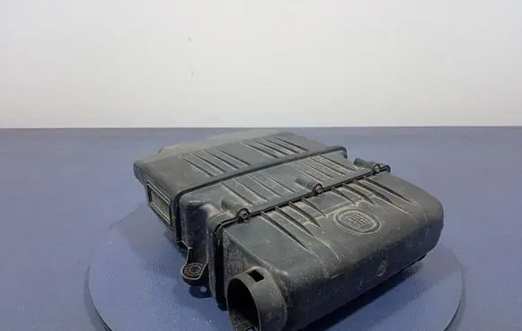 Fiat Punto (199) Air filter box 51773400