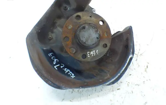 Volkswagen Eos Rear wheel hub spindle/knuckle 