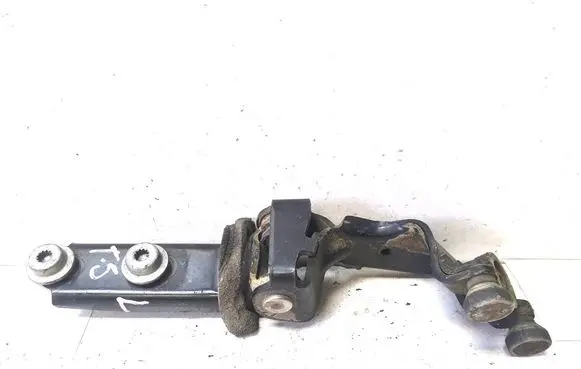 Volkswagen Transporter - Caravelle T5 Sliding door middle roller runner 7H0843335D