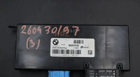 BMW 5 F10 F11 Comfort/convenience module 9267516 1042639 114952
