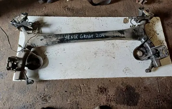Renault Scenic III - Grand scenic III Rear subframe 