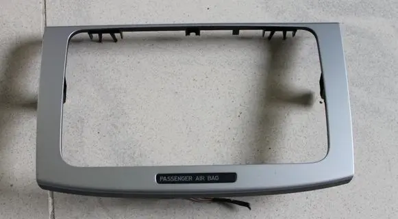 Volkswagen PASSAT B6 Radio/GPS head unit trim 3C0858069AE 3C0919234A