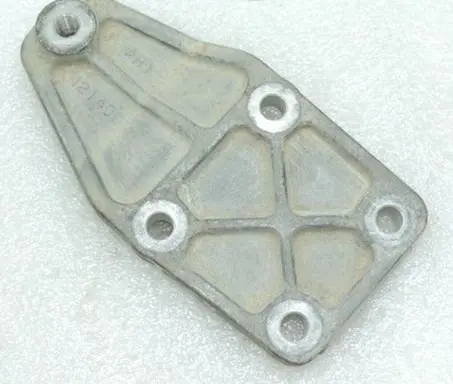 Toyota RAV 4 (XA30) Rear differential/diff mount bracket