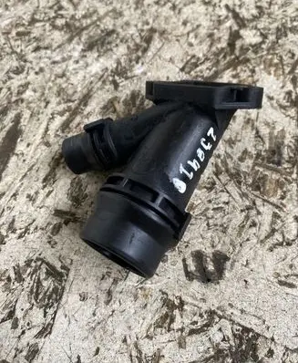 BMW X6 E71 Engine coolant pipe/hose 11122247744