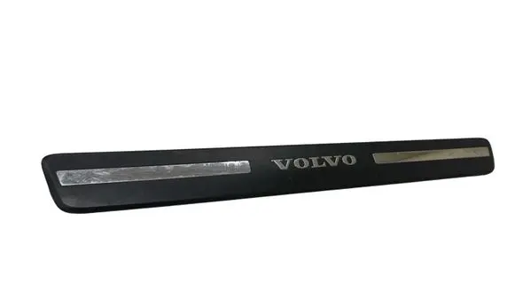 Volvo XC60 Front sill trim cover 31349002