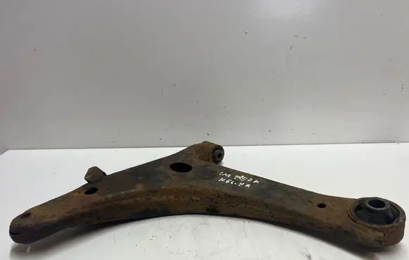 Subaru Impreza II Front lower control arm/wishbone
