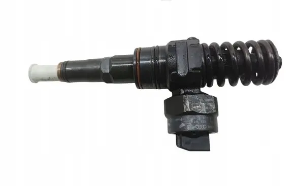 Fuel injector