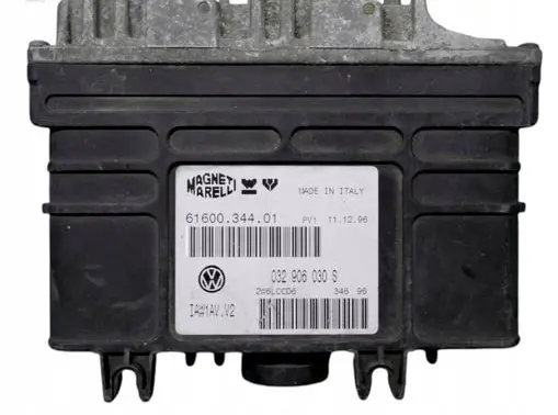 Volkswagen Polo Engine control unit/module 032906030S