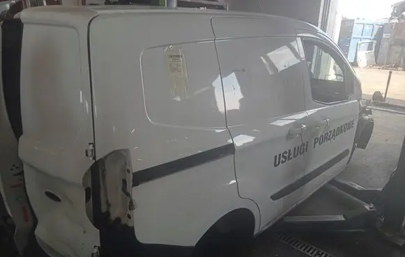 Ford Transit Courier Rear quarter panel FROZENWHITE