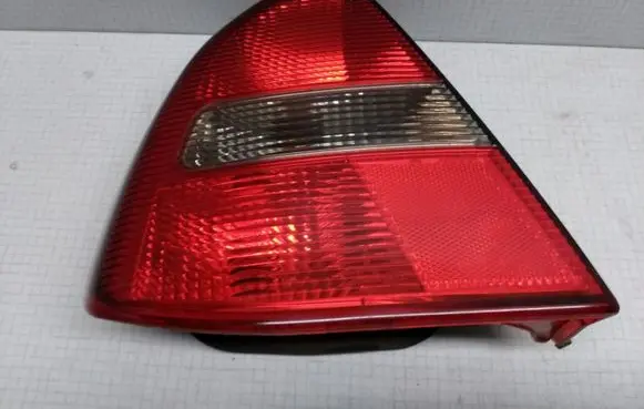 Mitsubishi Carisma Rear/tail lights 151081 151085