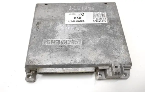 Renault Laguna I Engine control unit/module S101725114 7700873713