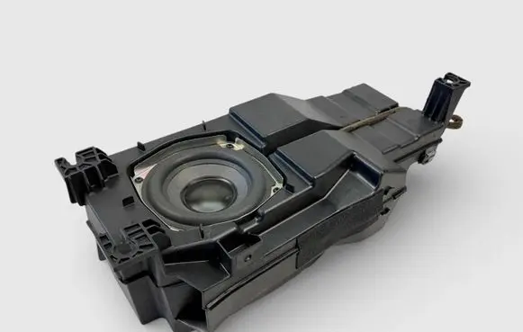 Cadillac Escalade Subwoofer speaker 15902129 15186666