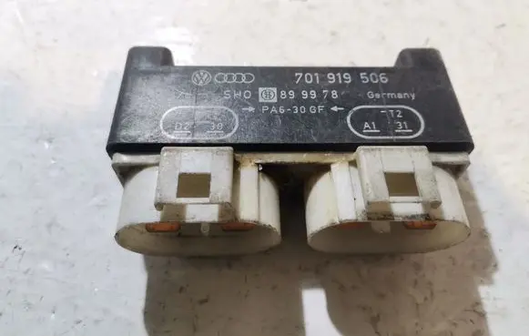 Volkswagen Sharan Coolant fan relay 701919506