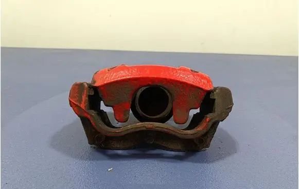 Toyota Verso-S Front brake caliper
