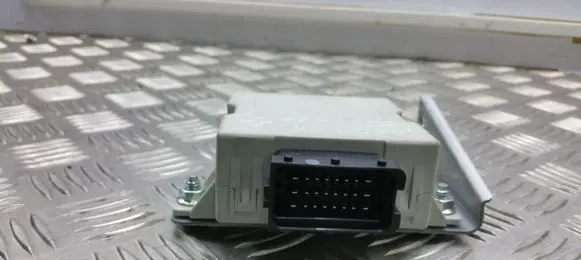 Toyota Corolla Verso AR10 Window wiper relay 859400F010A