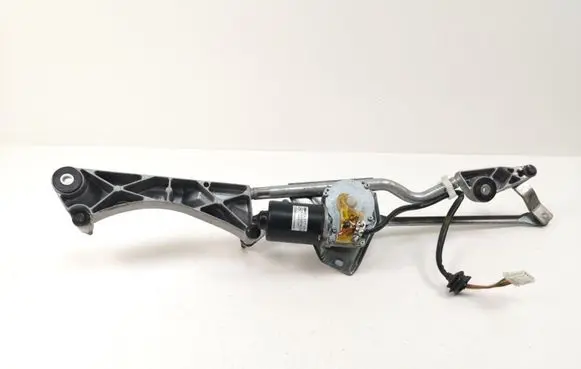 Mercedes-Benz CLK A209 C209 Front wiper linkage and motor A2038200442
