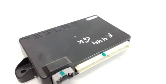 Tesla Model X Door control unit/module 104549010D