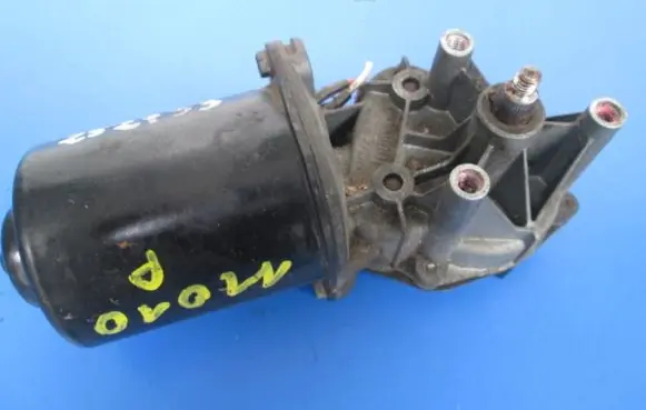 Renault Master I Front wiper linkage and motor