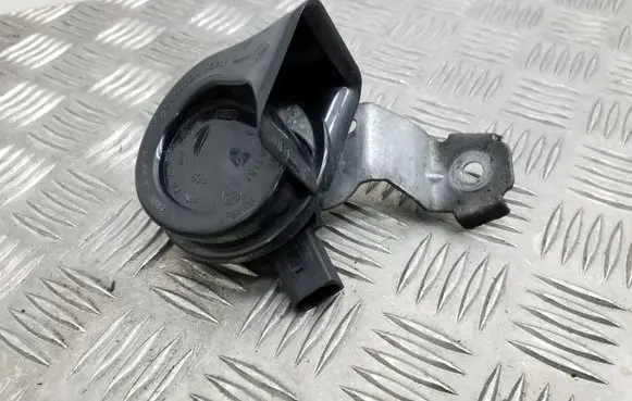 Volkswagen Golf VI Horn signal 1K0951206M 1K0951182G