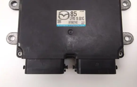 Mazda 3 II Engine control unit/module LFR518881C