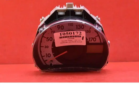Toyota Aygo AB10 Speedometer (instrument cluster) 838000H012