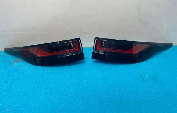 Land Rover Range Rover Evoque L551 Rear/tail lights K8D213405CE LR173010 LR173013