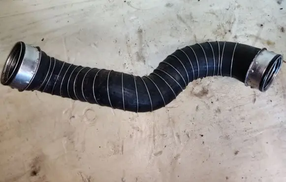 Mercedes-Benz CLK A209 C209 Intercooler hose/pipe A2115281882 A2115281882Q1
