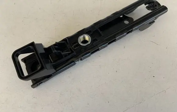 Audi Q5 SQ5 Seat belt adjustment rail 4M0857819