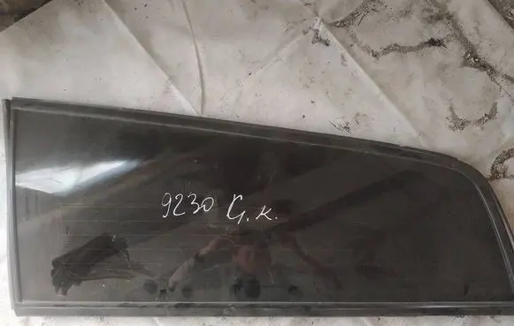 Honda Accord Rear side window as2