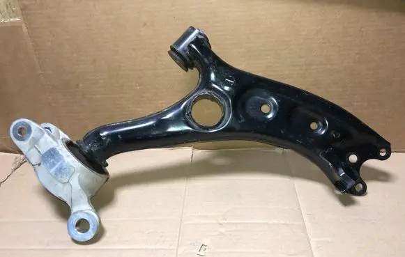 Honda CR-Z Front lower control arm/wishbone ZDD02AZ124604RH