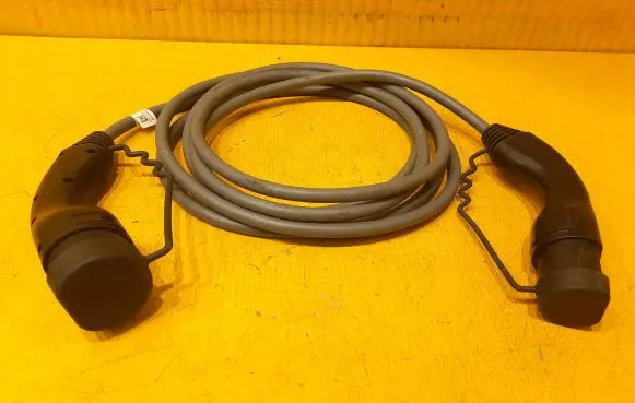 BMW 5 G30 G31 G38 Electric car charging cable 7827899