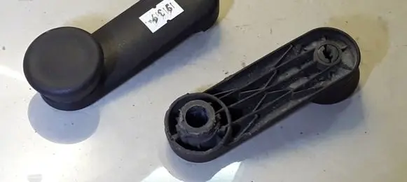 Opel Astra G Rear door window winding handle 902471500430