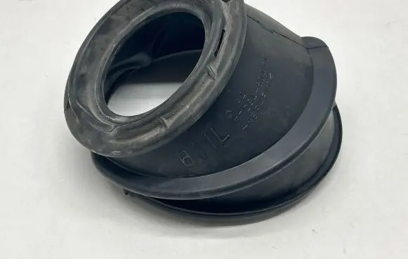 Toyota Land Cruiser (J150) Fuel tank cap trim 7729160130