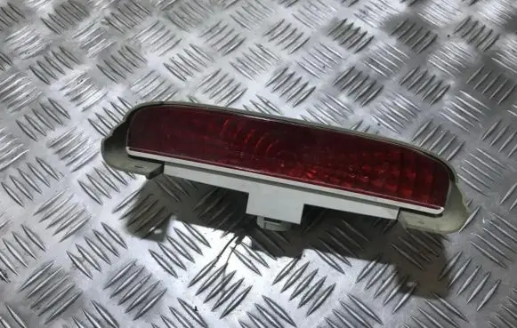KIA Cerato Third/center stoplight 927002f0 92700-2f0