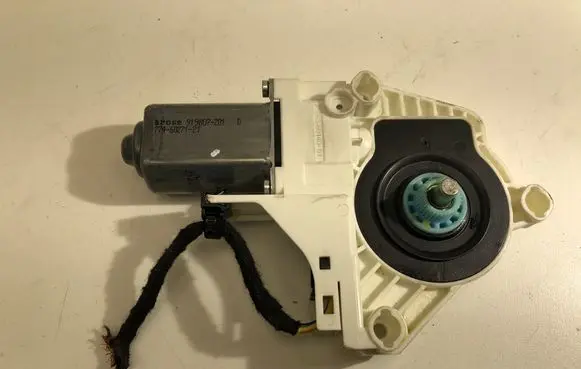 Audi A8 S8 D4 4H Rear door window regulator motor 8K0959802B 942886100 919807201D