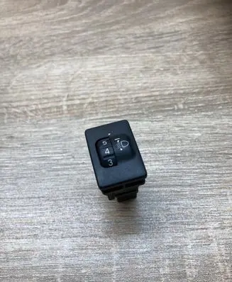 Toyota Auris 150 Headlight level height control switch 8415202040