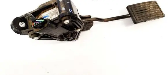 Honda CR-V Accelerator throttle pedal 31308N24