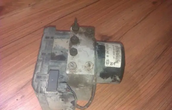 KIA Shuma ABS Pump 0K2A443785