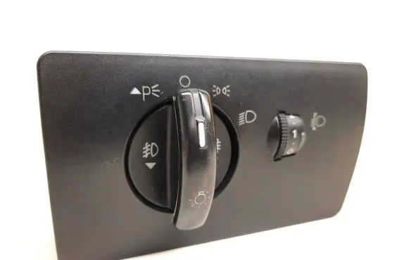Ford Mondeo Mk III Light switch 1S7T13A024BB
