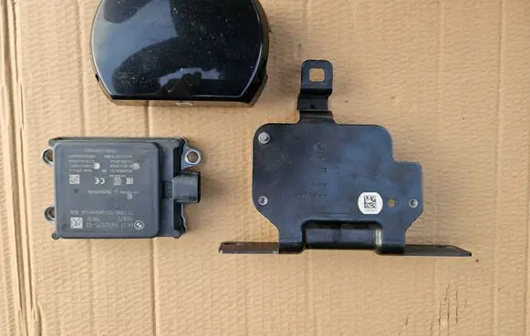 BMW 5 G30 G31 G38 Distronic sensor radar 6892575 6873401 75789013