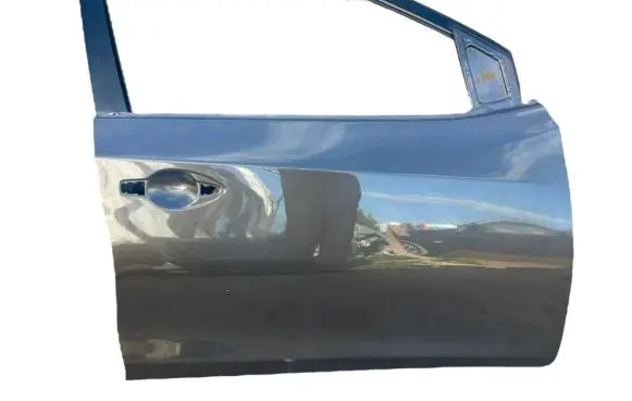 Nissan Pulsar Front door H01003ZLMB H01003ZL0C