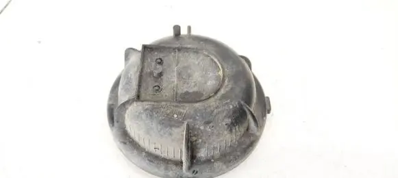 Volvo V70 Headlight/headlamp dust cover