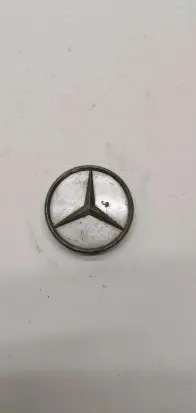 Mercedes-Benz Vito Viano W638 Original wheel cap 2204000125