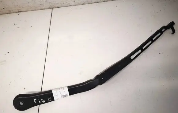 BMW 3 E90 E91 Front wiper blade arm 