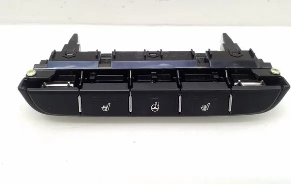 KIA Ceed Seat heating switch 93315J7010
