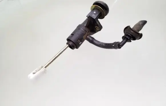 Audi A4 S4 B6 8E 8H Clutch master cylinder 8E1721401S