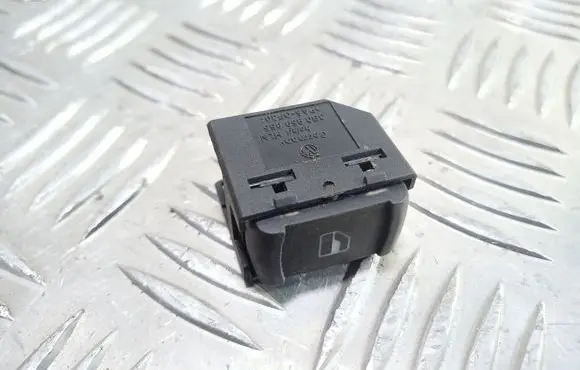 Skoda Octavia Mk1 (1U) Electric window control switch 3B0959855