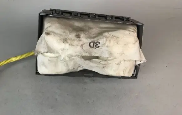 Subaru Forester SG Passenger airbag E02000405P2L