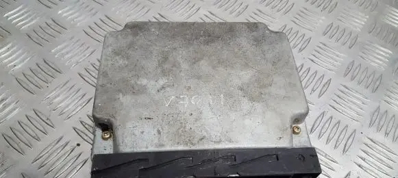 Volvo V70 Engine control unit/module