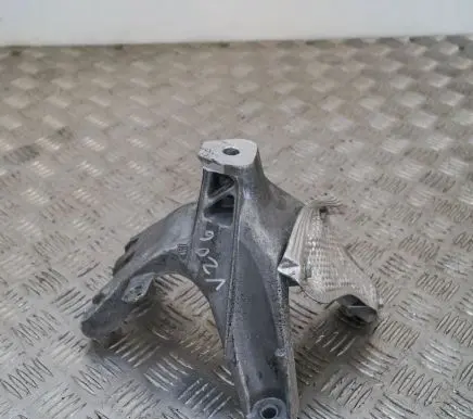 Audi A6 S6 C7 4G Engine mounting bracket 8K0199308BE